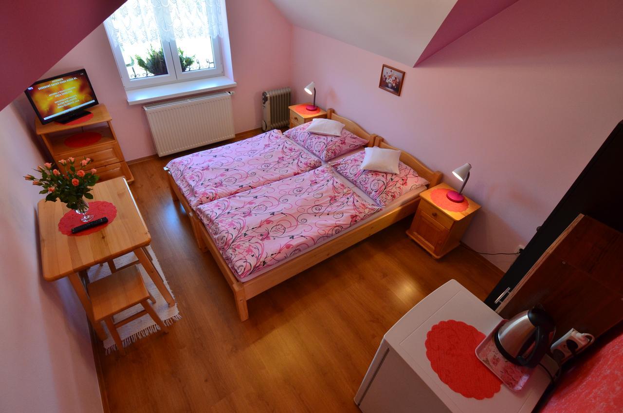 Penzión Family Rušin Vel'ka Lomnica Exterior foto